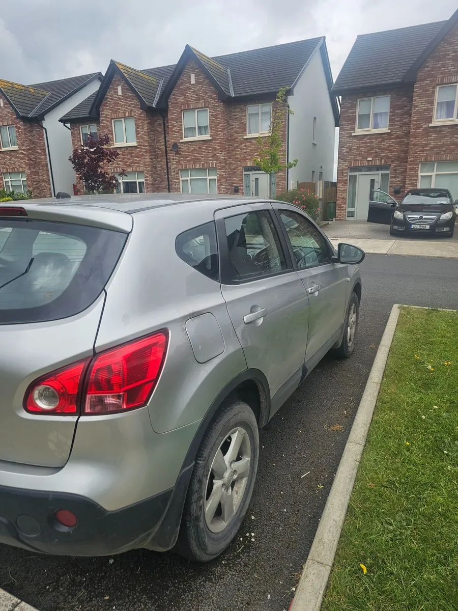 Nissan Qashqai 2008 - Image 2