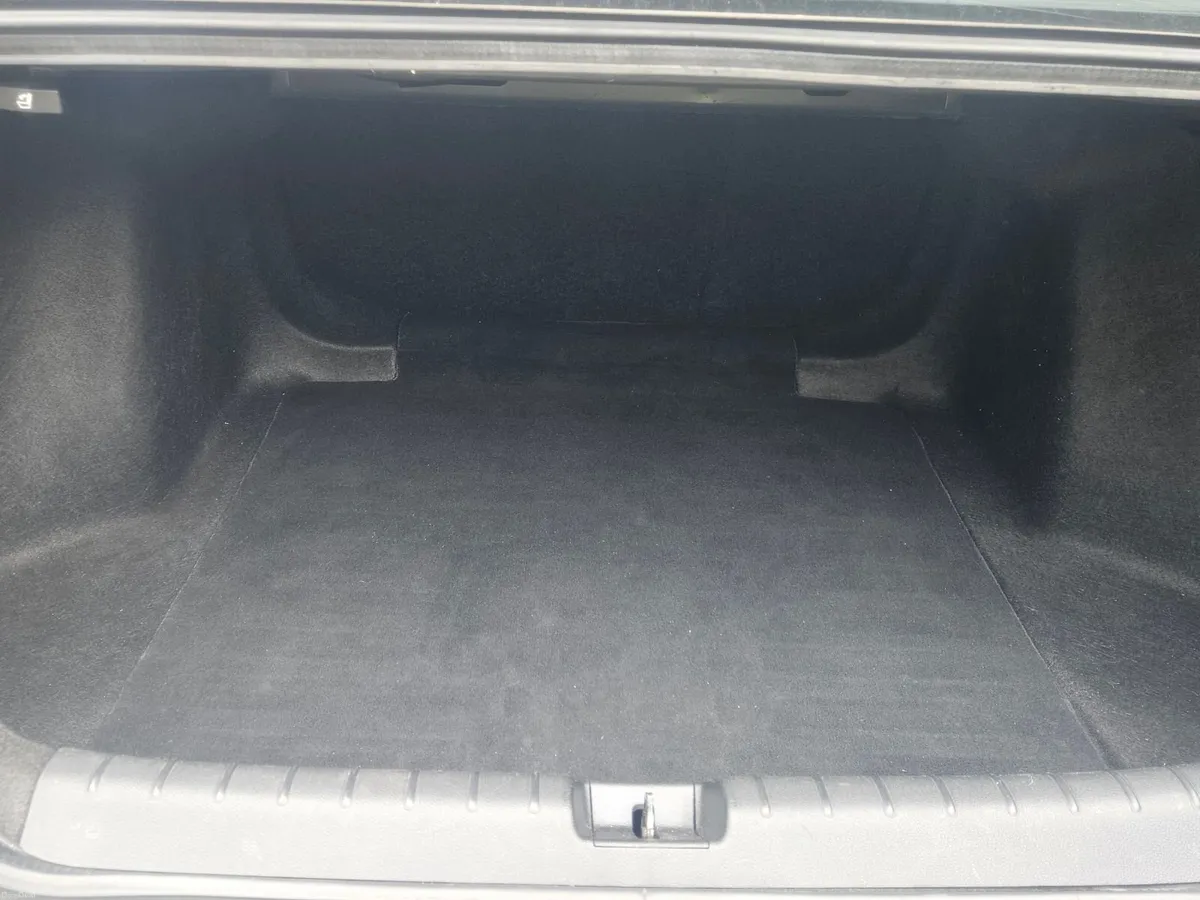 Honda Civic 2019 - Image 3