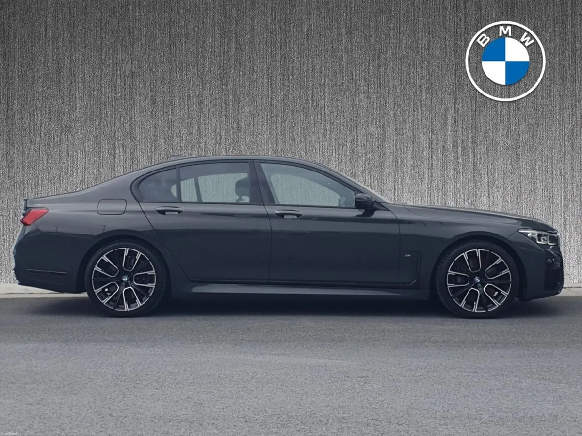 BMW 7-Series 730 D M SPORT - Image 3