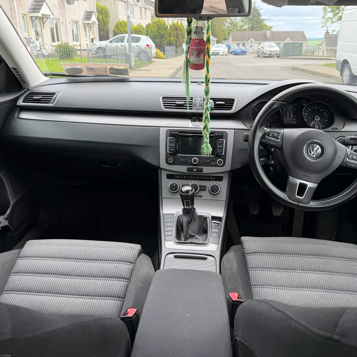Car - Image 2