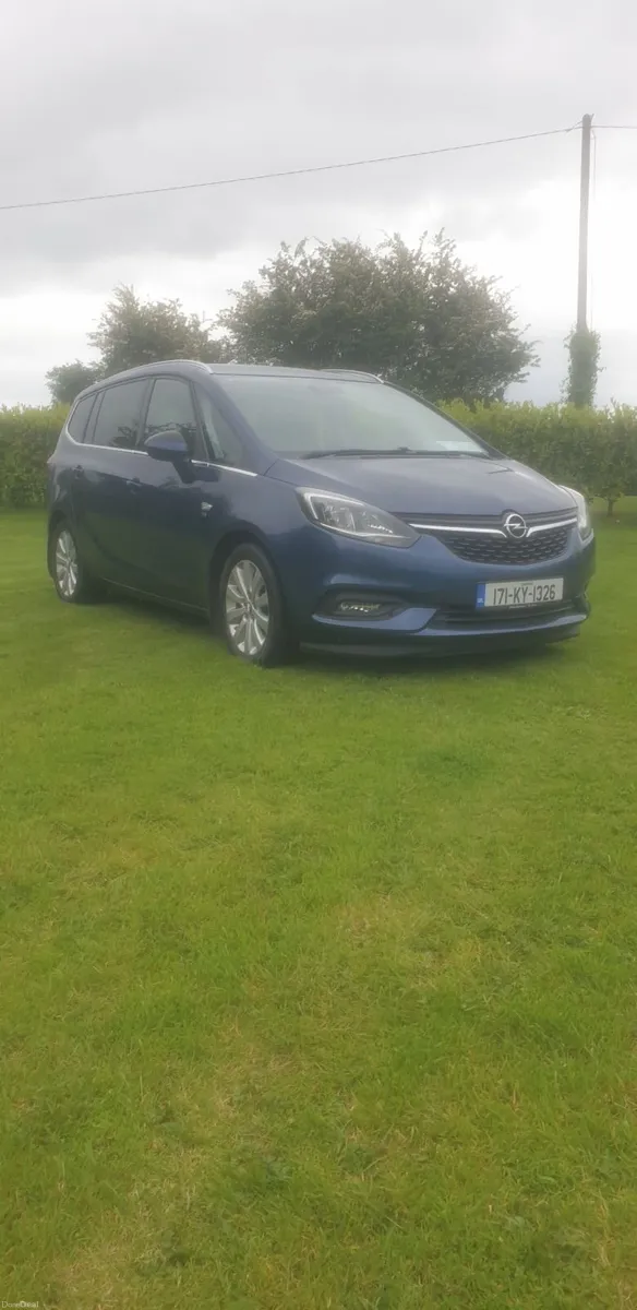 Opel Zafira 2017 - Image 1