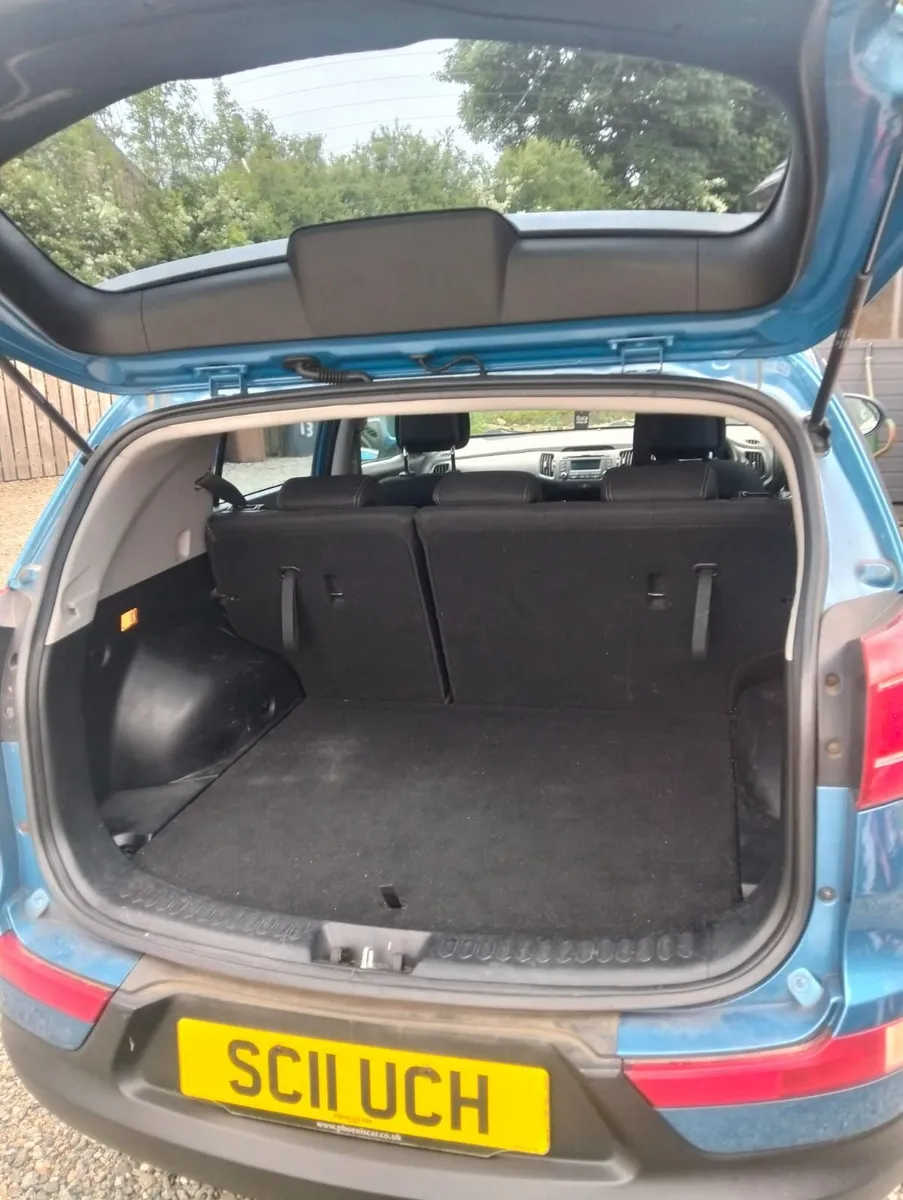 Kia Sportage 2011 - Image 2