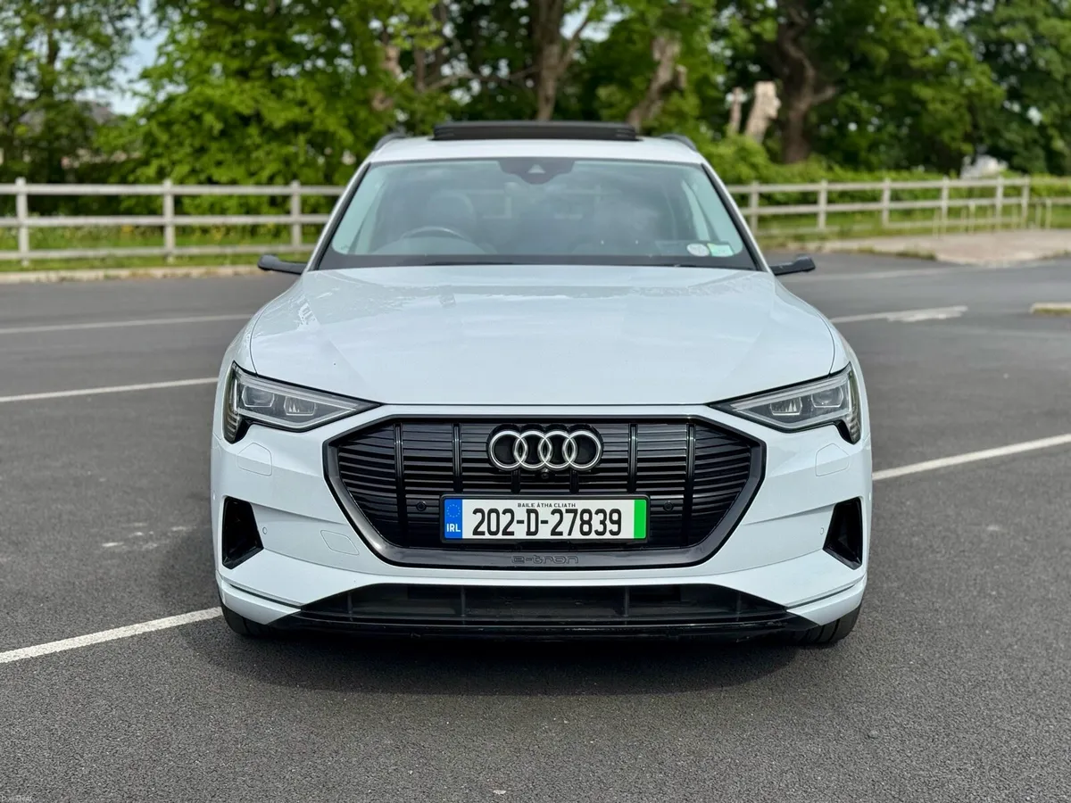 Audi E-Tron 55 Launch Edition Long Range Sunroof - Image 2