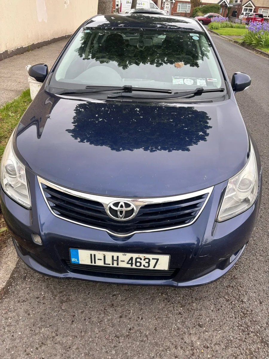 Toyota Avensis 2011 - Image 4
