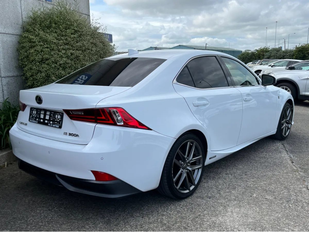 Lexus IS F-SPORT AUTOMATIC HYBRID 2.5 PETROL //HIG - Image 4