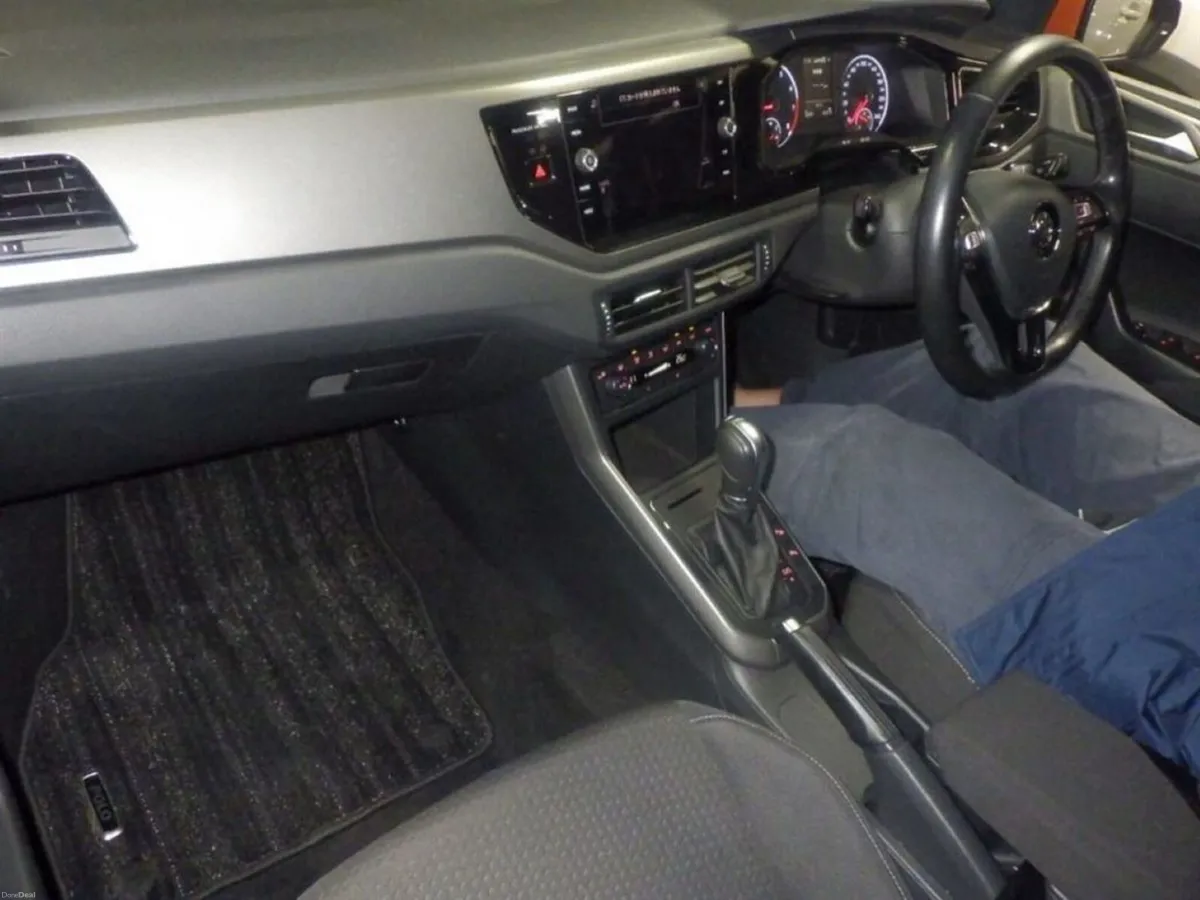 Volkswagen Polo 1.0 TSI COMFORT LINE AUTOMATIC - F - Image 3