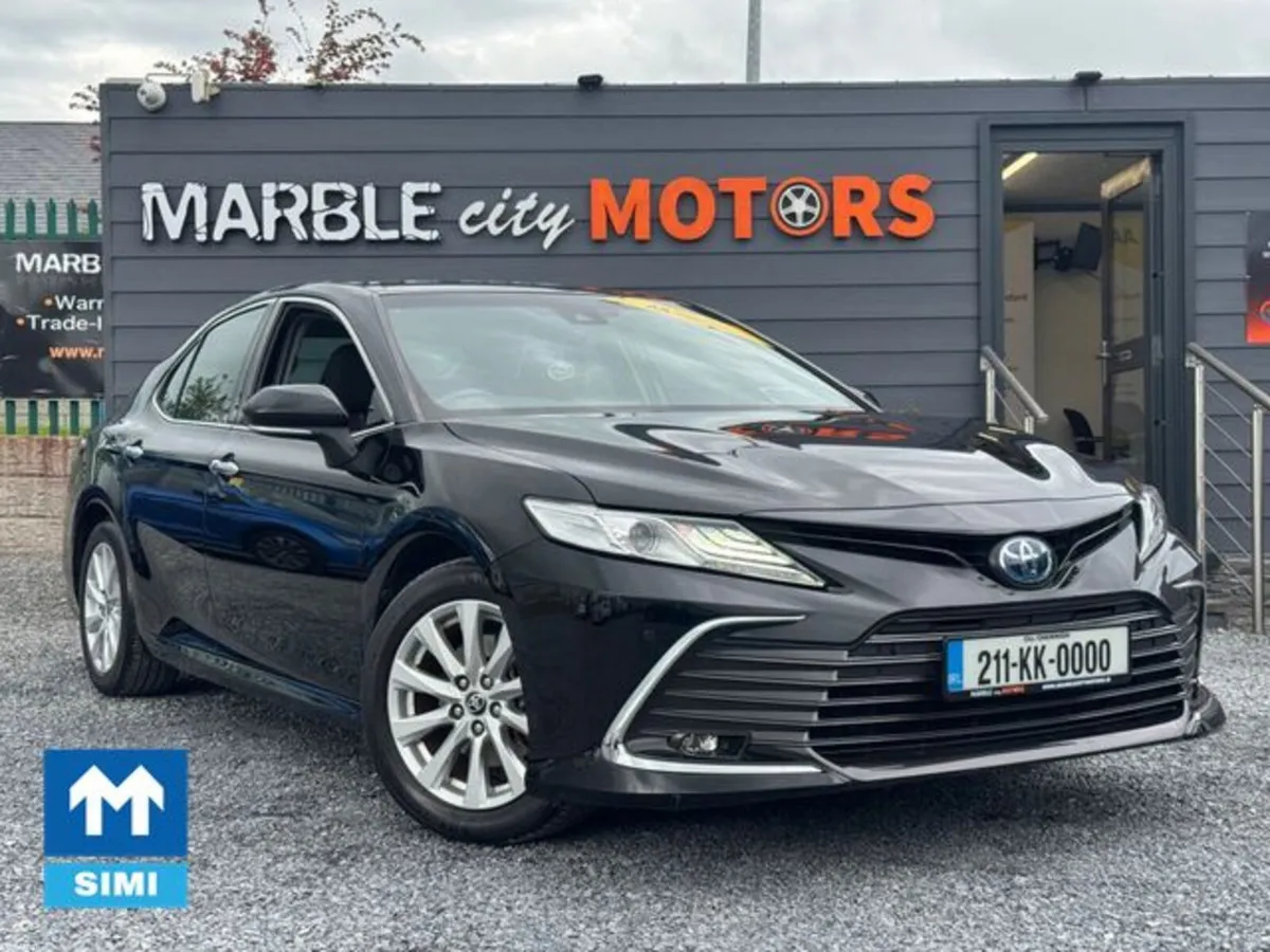 Toyota Camry G 2.5 HYBRID - Image 1
