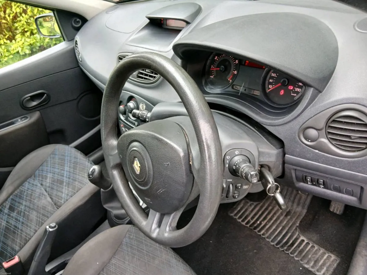 Renault Cleo. Full Test & Tax, Great Car - Image 3