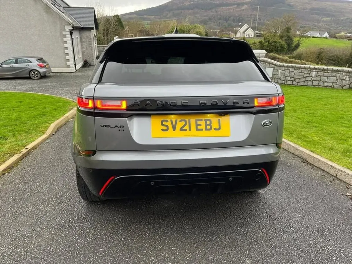 Land Rover Range Rover Velar 2021 - Image 2
