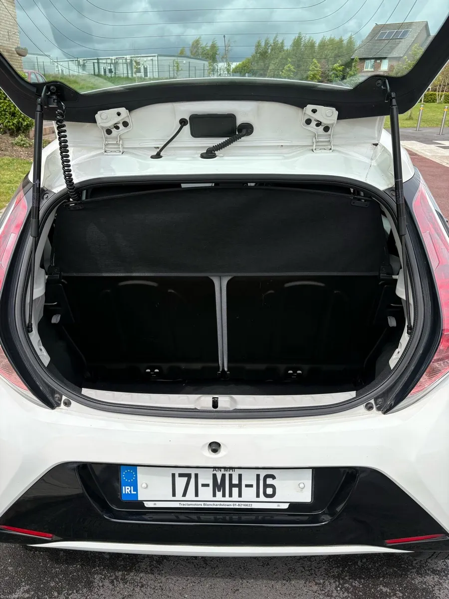 Toyota Aygo 2017 1.0 X Play - Image 6