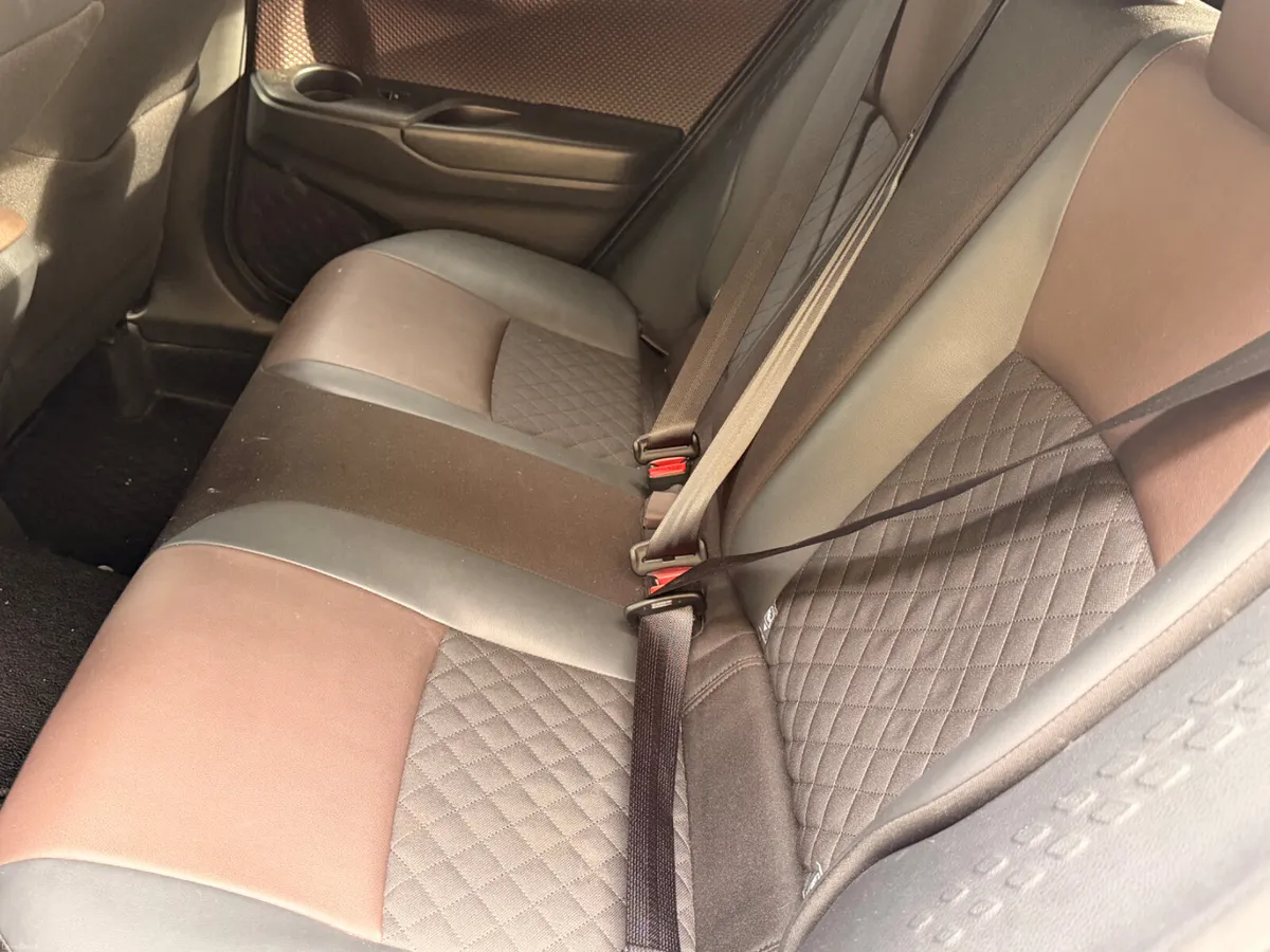Toyota CHR 2017 Top sec self charging hybrid - Image 3