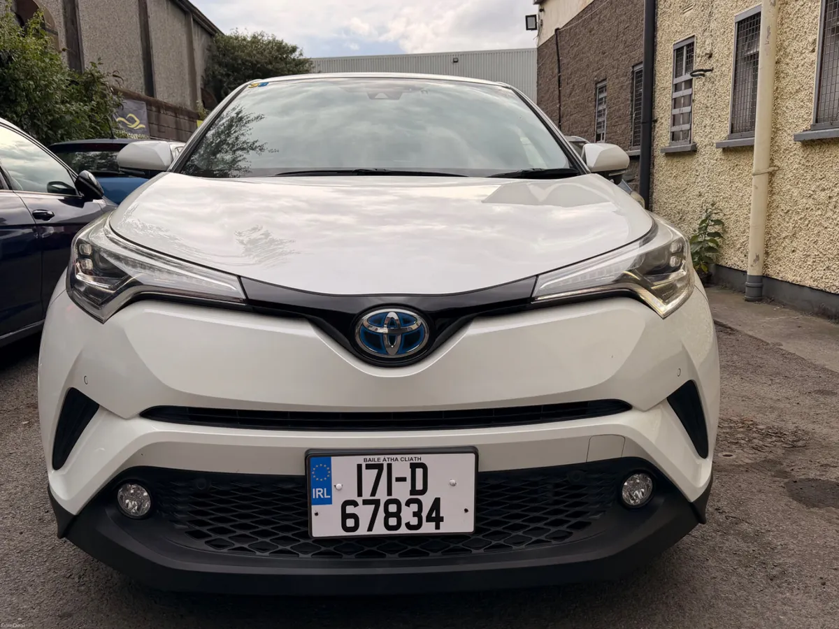 Toyota CHR 2017Top sec self charging hybrid - Image 3