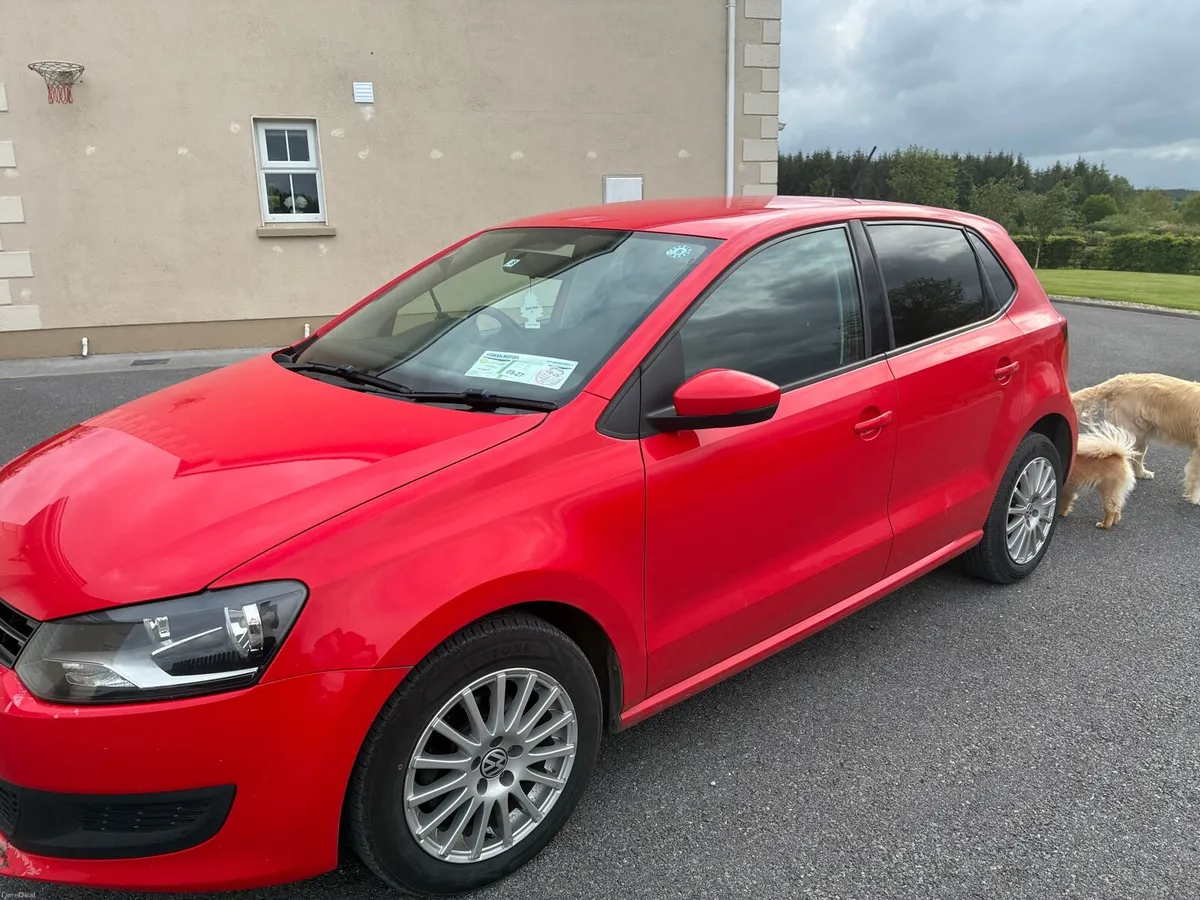 Car - Image 1