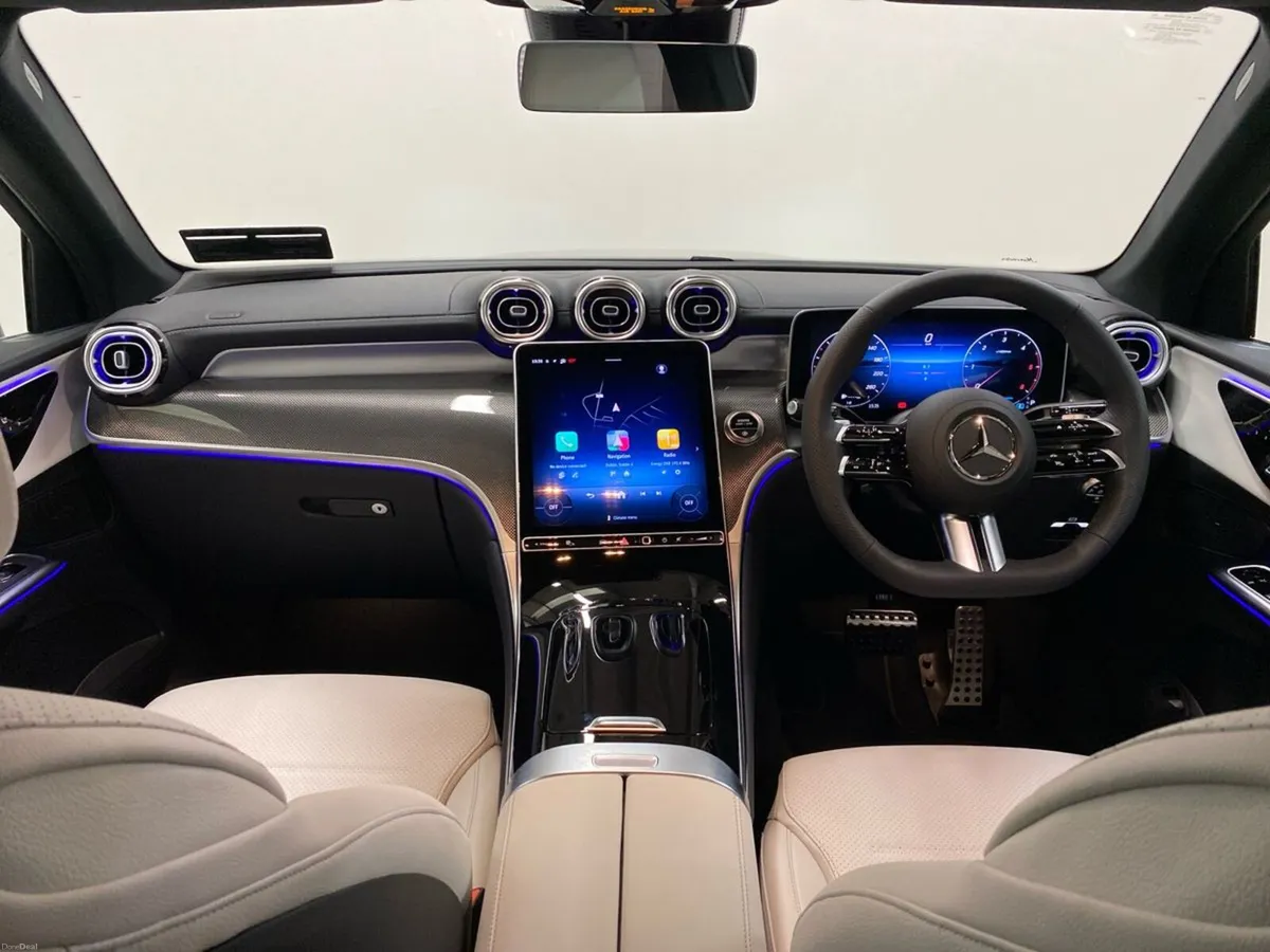 Mercedes-Benz GLC GLC 220D 4MATIC AMG LINE PLUS - Image 4