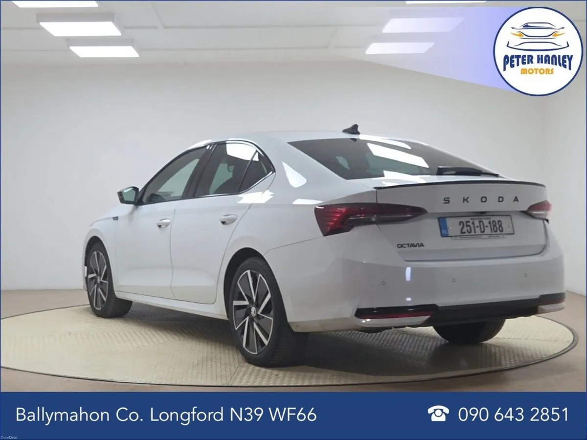 Skoda Octavia Sportline 2.0TDI 150HP DSG - Image 5