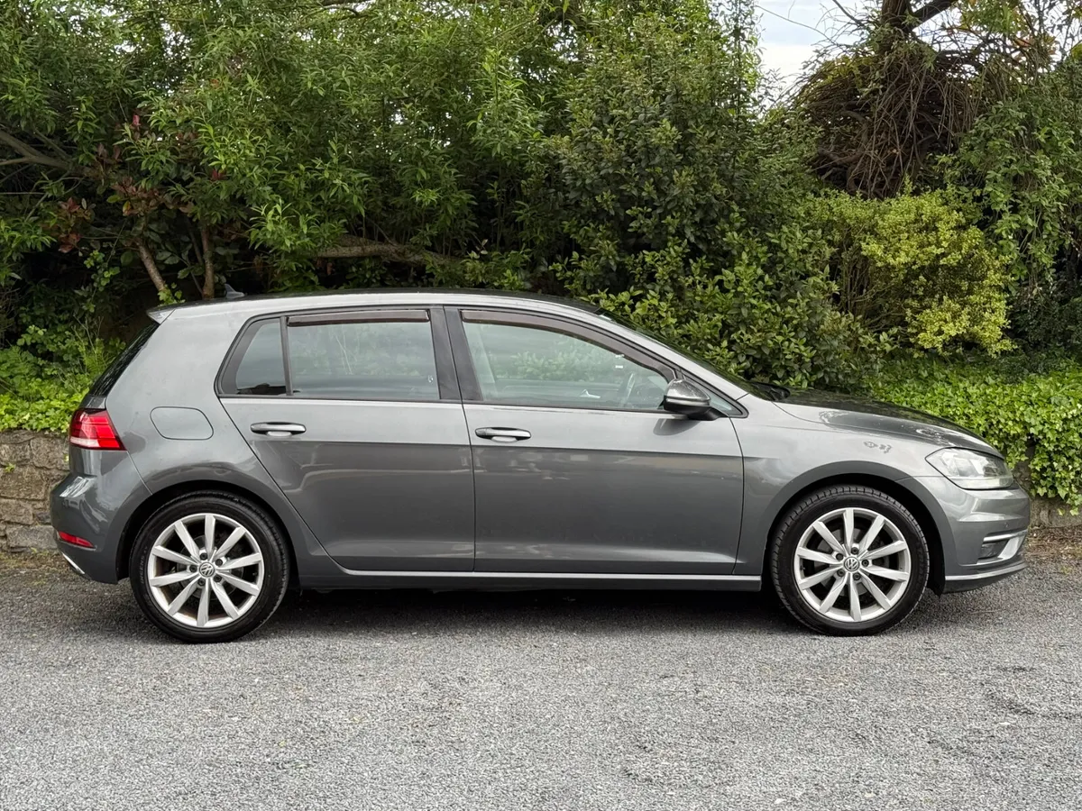 VW Golf Comfortline (2028 NCT - New Timing Belt) - Image 2