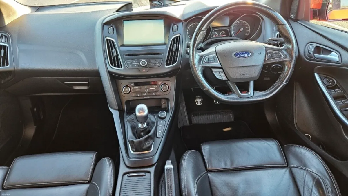 Ford Focus 2.0 ST-3 Turbo 250BHP FRESH NCT 08/27 - Image 6