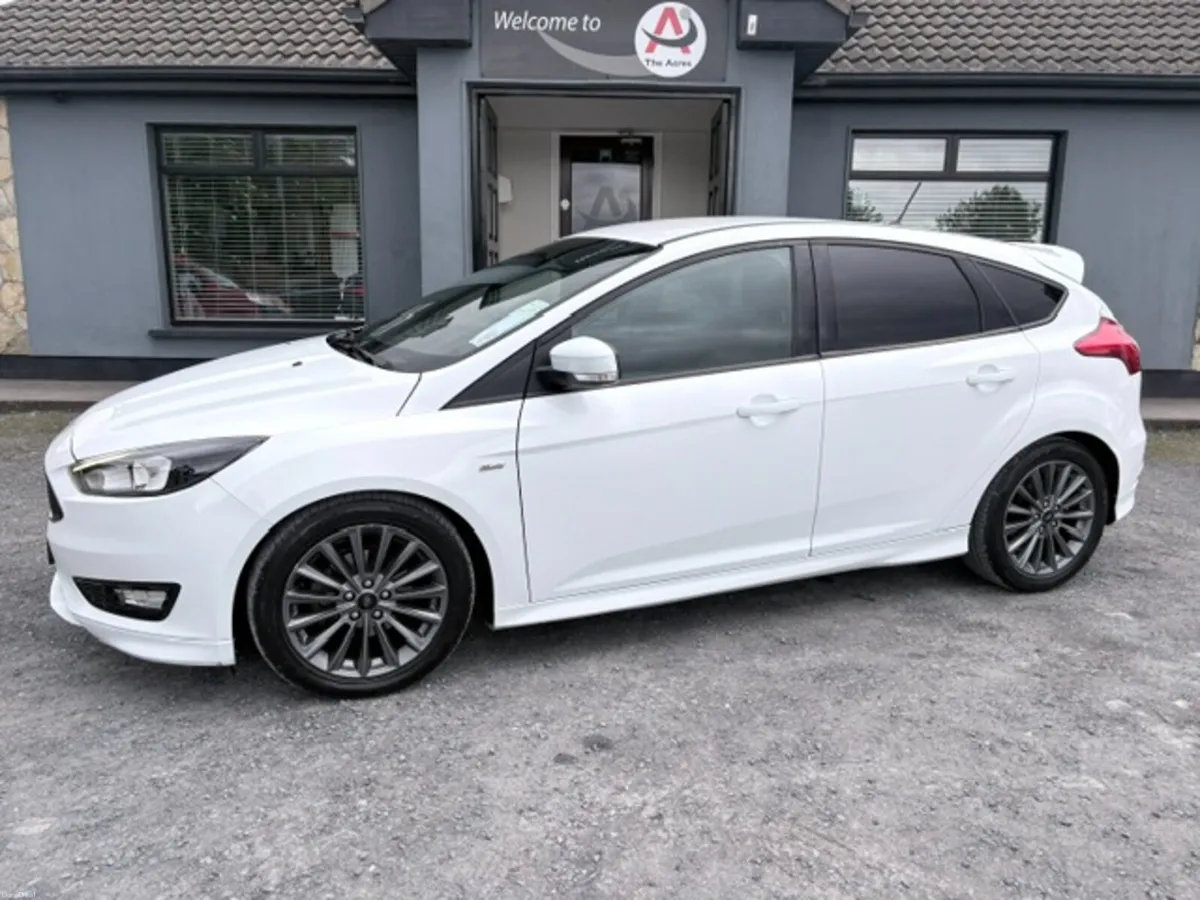 Ford Focus 2017 - Image 3
