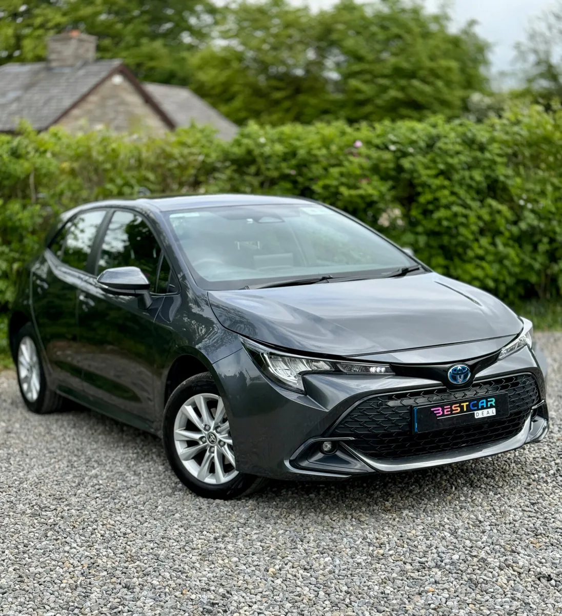 2025 Toyota Corolla 1.8 Hybrid Luna Automatic - Image 1