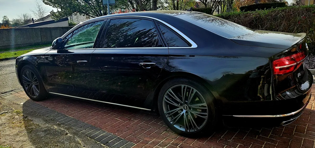 141 Audi A8 SE EXECUTIVE 3.O V6 259HP QUATTRO - Image 3