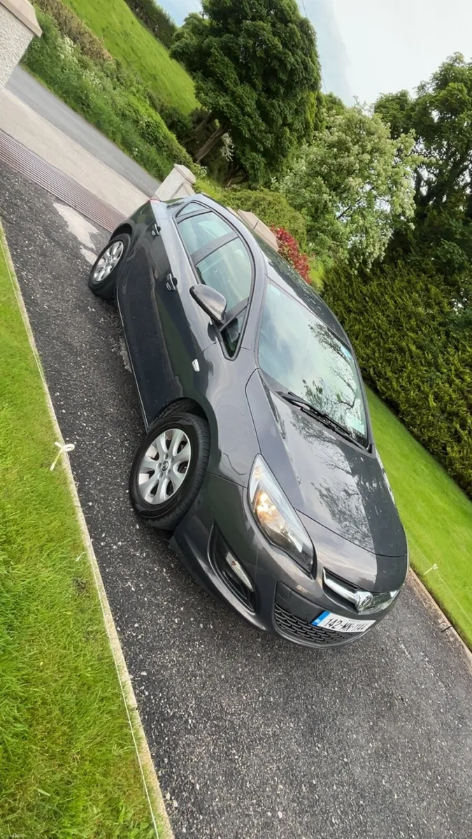 Vauxhall Astra - Image 2