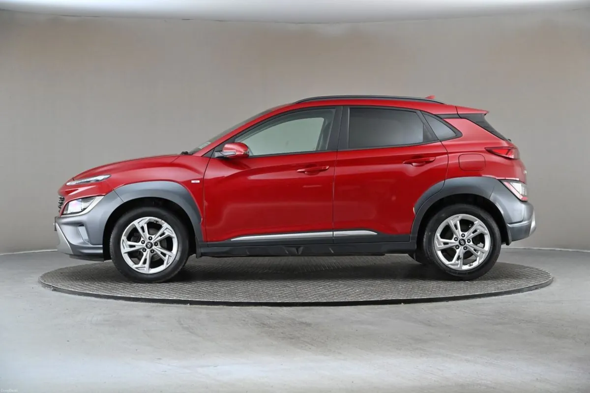 Hyundai KONA 1.6 CRDI 6SPD KAUAI EXECUTIVE MILD HY - Image 5