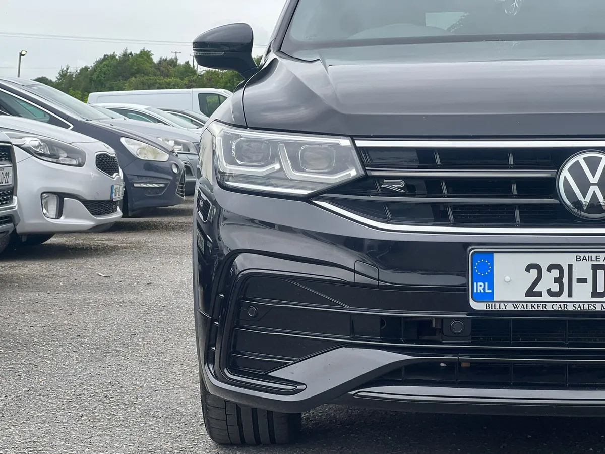 Volkswagen Tiguan 2023 R Line dsg black edition - Image 3