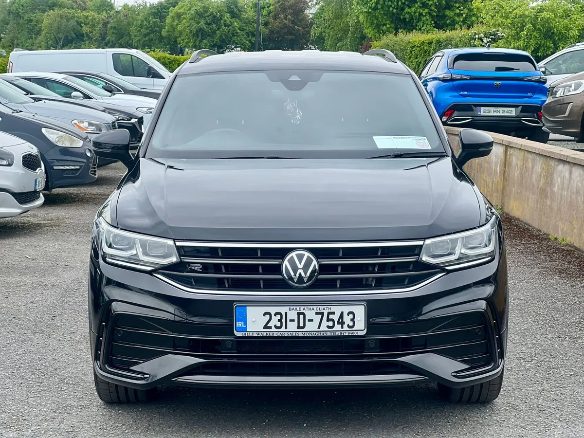 Volkswagen Tiguan 2023 R Line dsg black edition - Image 4