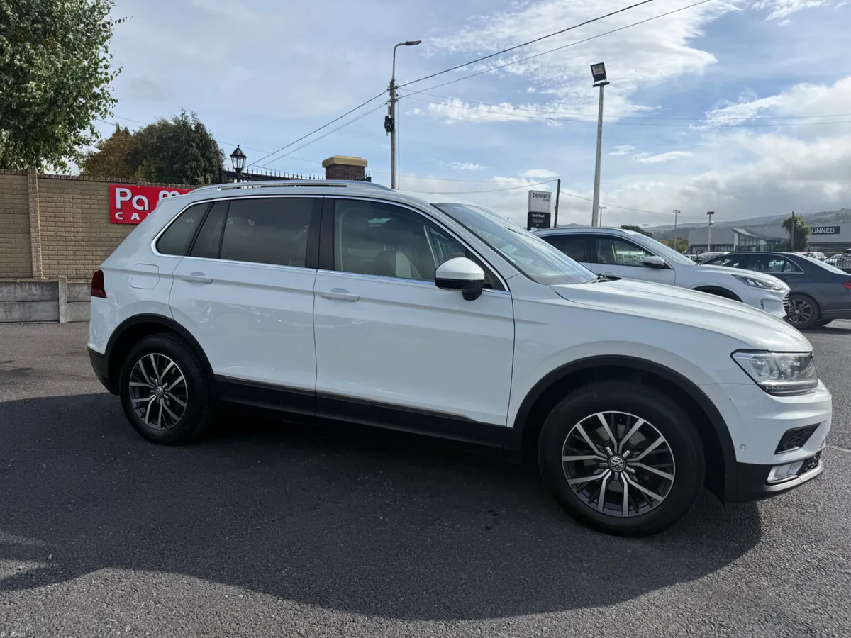 Volkswagen Tiguan 2.0 ** FROM €76 p/w - Image 4