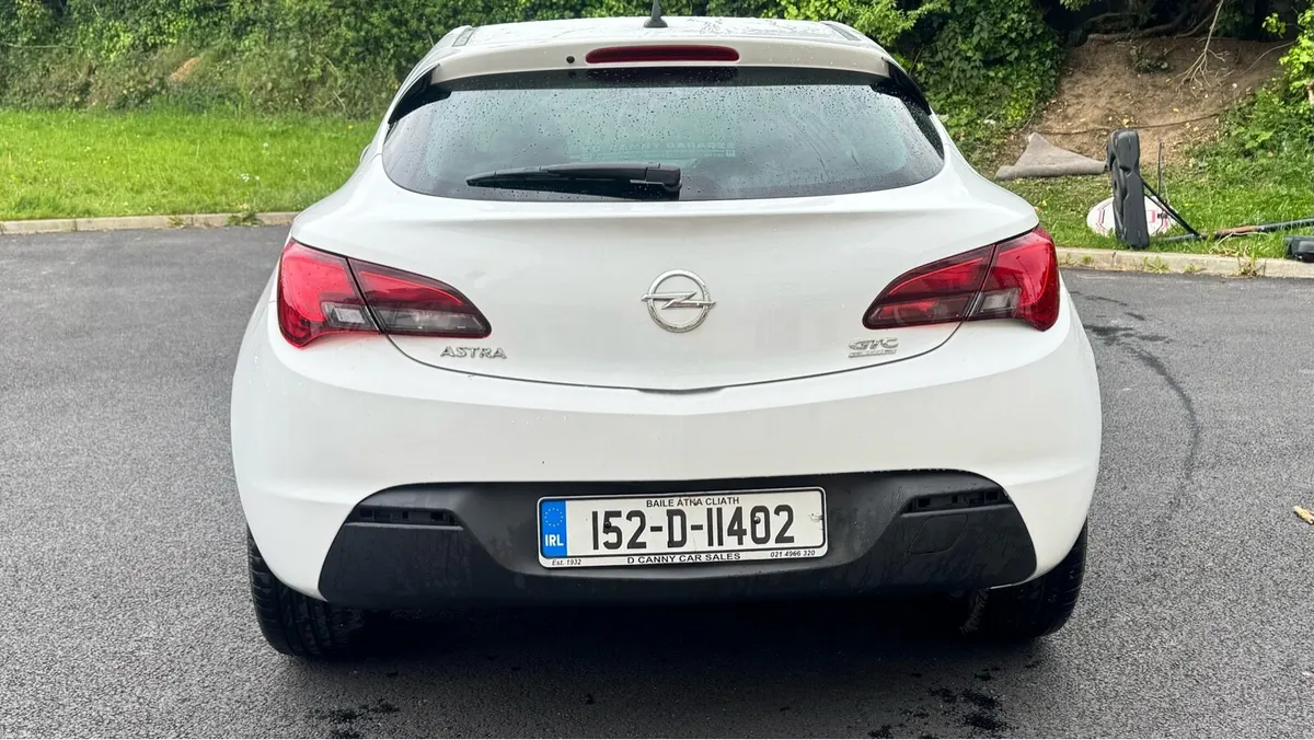 Opel Astra GTC 🤫 Disel - Image 4