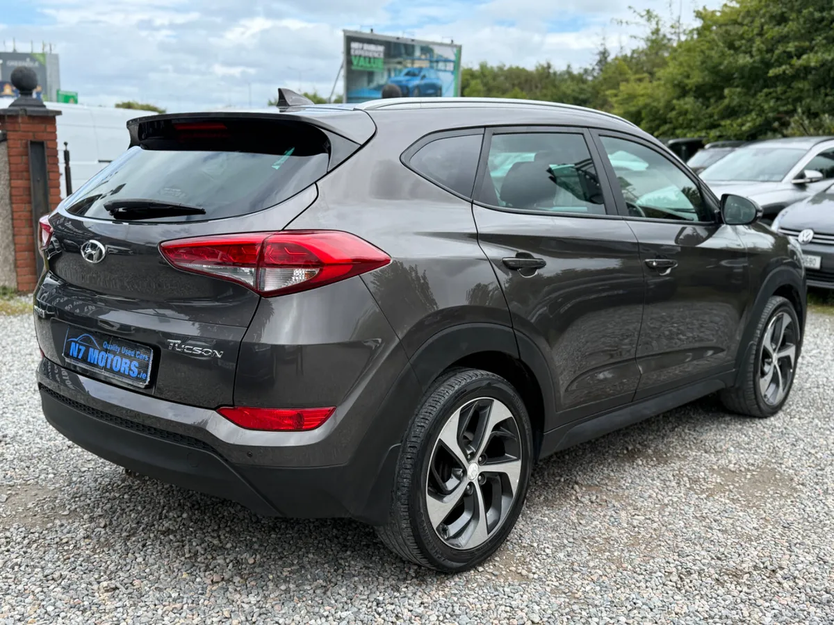 2018 Hyundai Tucson EXECUTIVE SE - Image 3