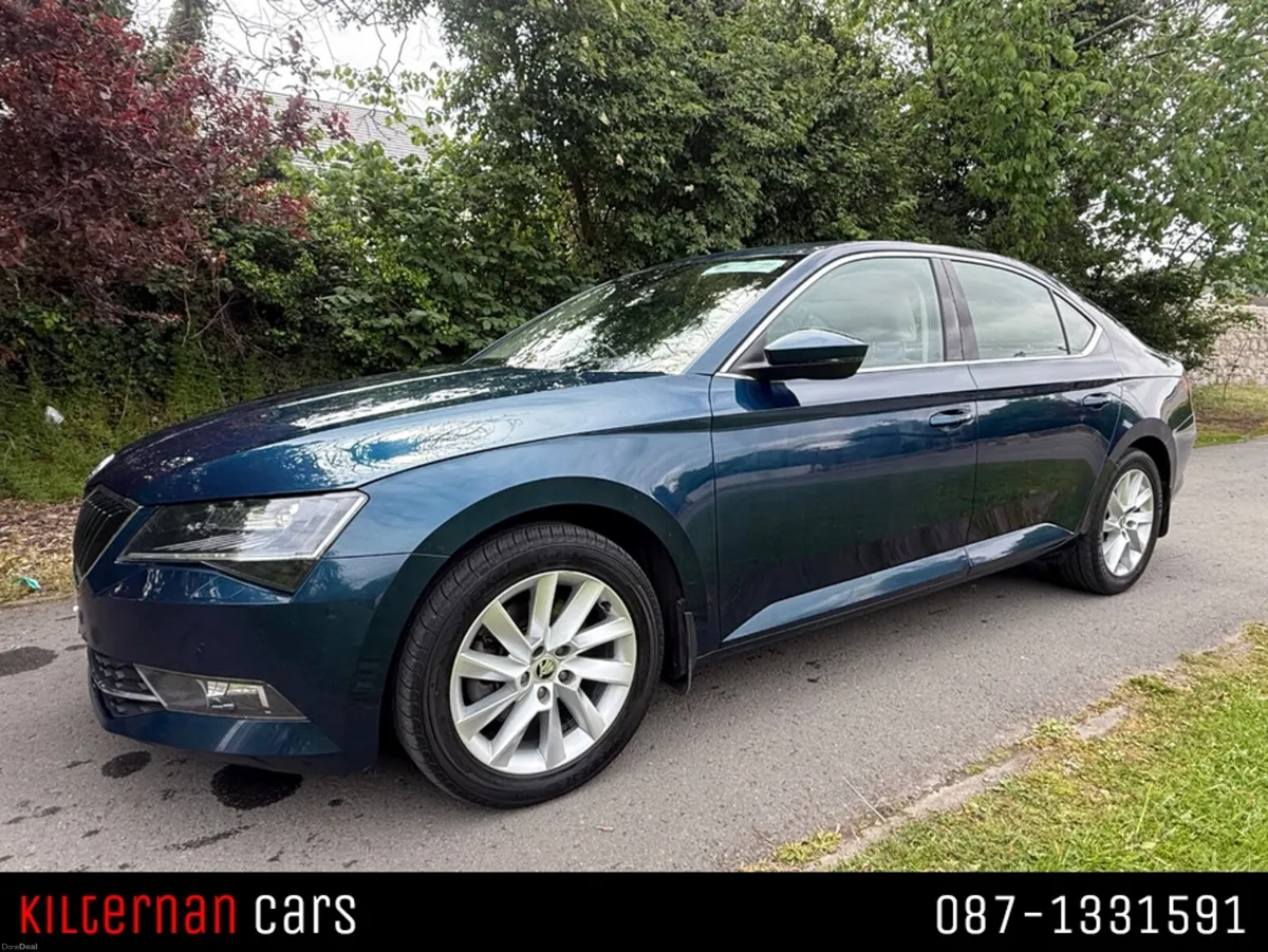 Skoda Superb STYLE 2.0 TDI 150HP 4DR - Image 4