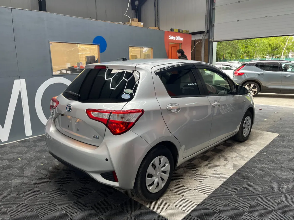 Toyota Vitz 2018 TOYOTA VITZ HYBRID F 1.5 AUTOMATI - Image 2