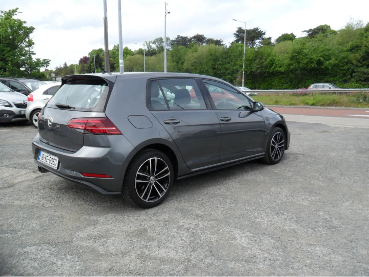 Volkswagen Golf 1.4 TSI GTE 245PS 5DR AUTO 204PS - Image 3