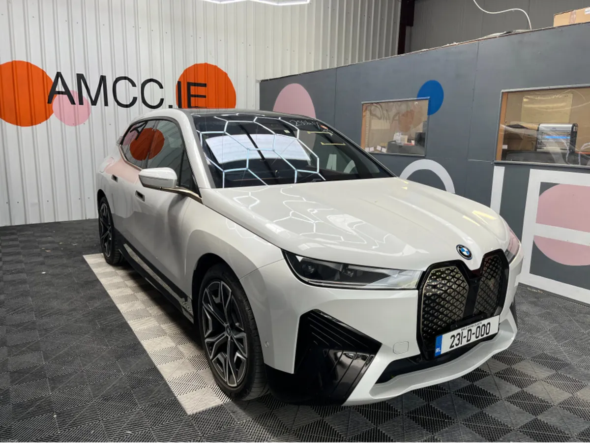 BMW iX 2023 BMW IX XDRIVE40 AUTOMATIC / CRUISE CON - Image 1