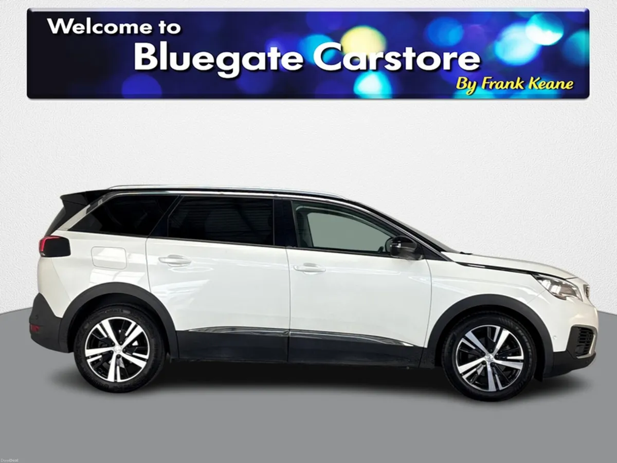 Peugeot 5008 ALLURE BLUE HDI 5DR**7 SEATER**DIGITA - Image 3