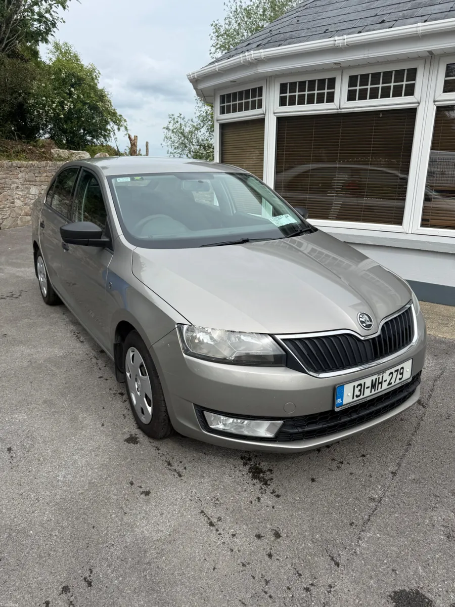 Skoda Rapid 2013 - Image 1