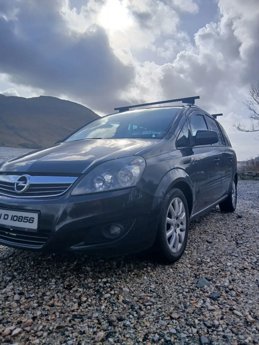 Opel Zafira 2014 - Image 2