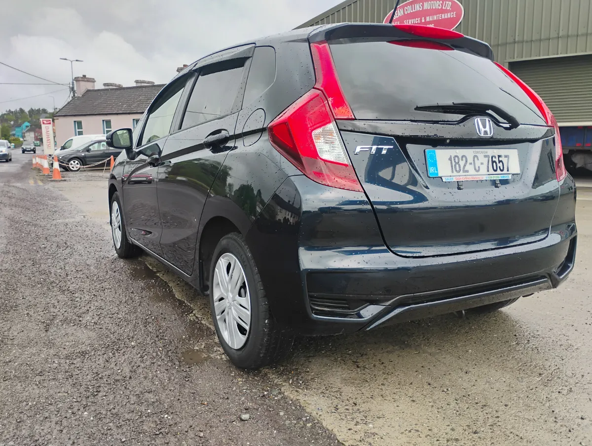 HONDA FIT AUTOMATIC - Image 3