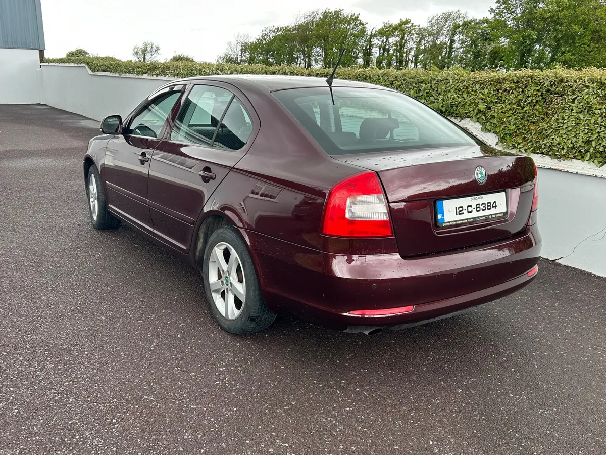 Skoda Octavia 2012 long NCT low miles - Image 3