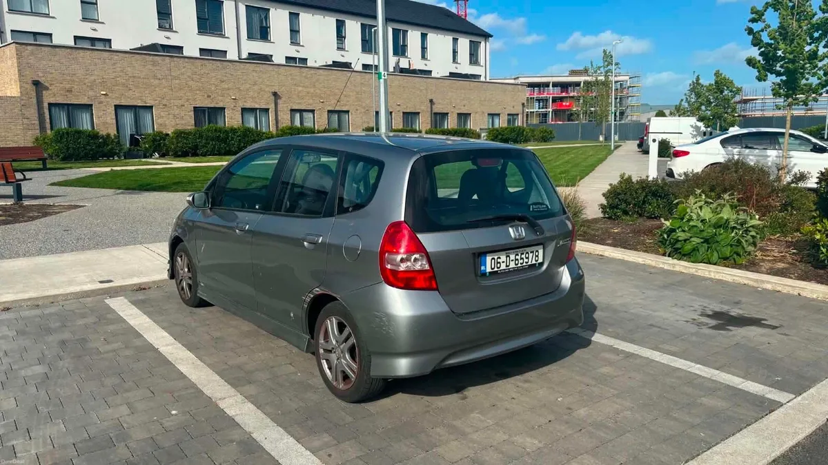 AUTOMATIC HONDA JAZZ - Image 4