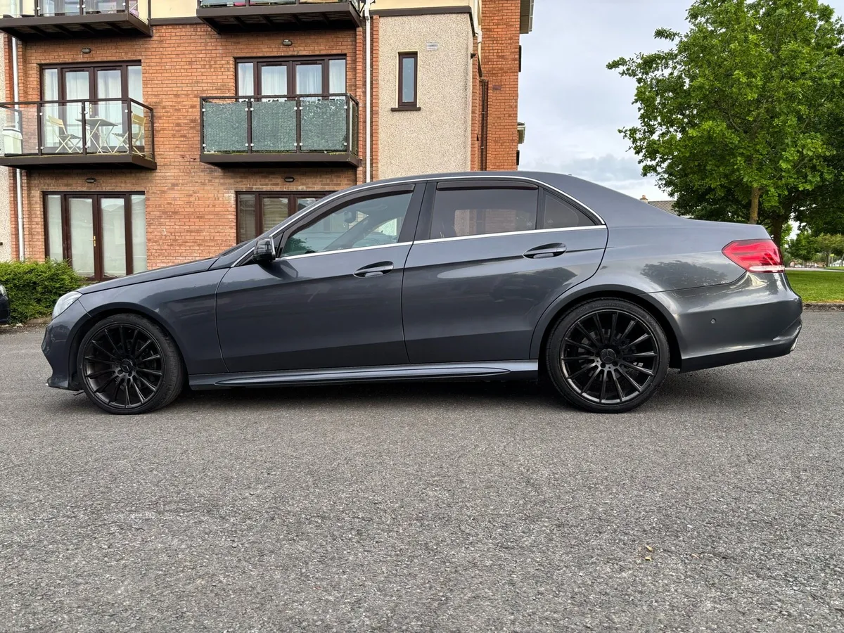 Mercedes E 250 AMG - Image 6