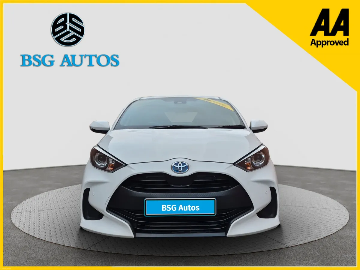 2020 TOYOTA YARIS 1.5 PETROL HYBRID AUTO *FINANCE* - Image 3