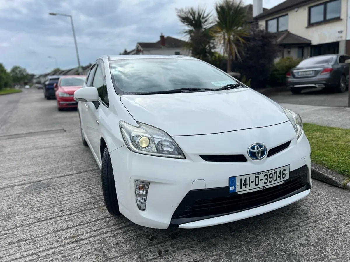 Toyota Prius 1.8 hybrid - Image 2