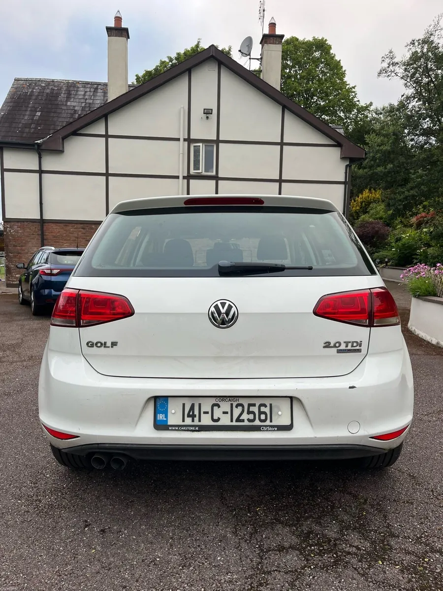 Volkswagen Golf - Image 4