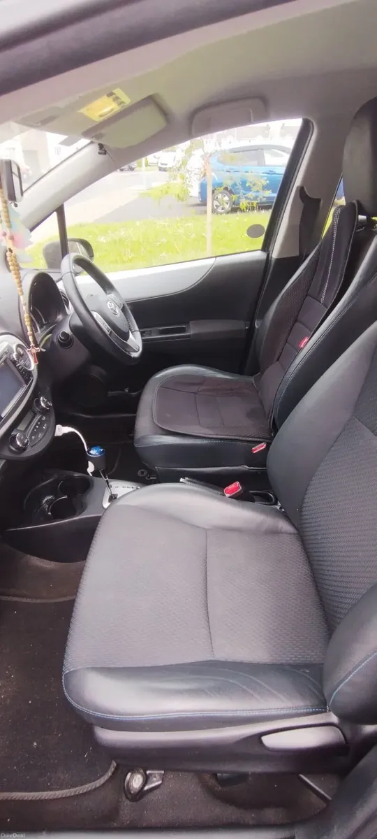 Toyota Yaris 2014 - Image 4