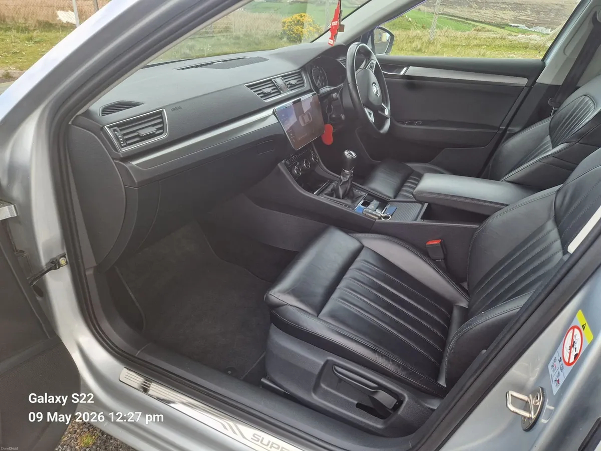Skoda Superb 2019 - Image 4
