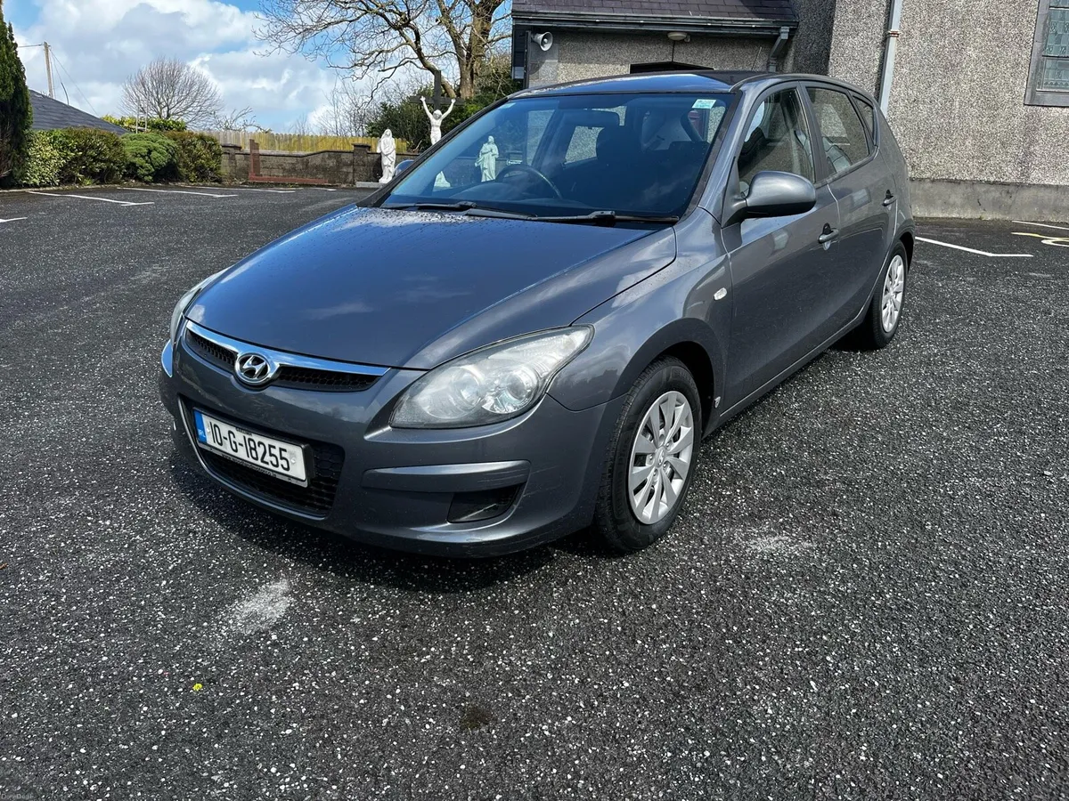 2010 Hyundai i30 1.6 diesel - Image 2