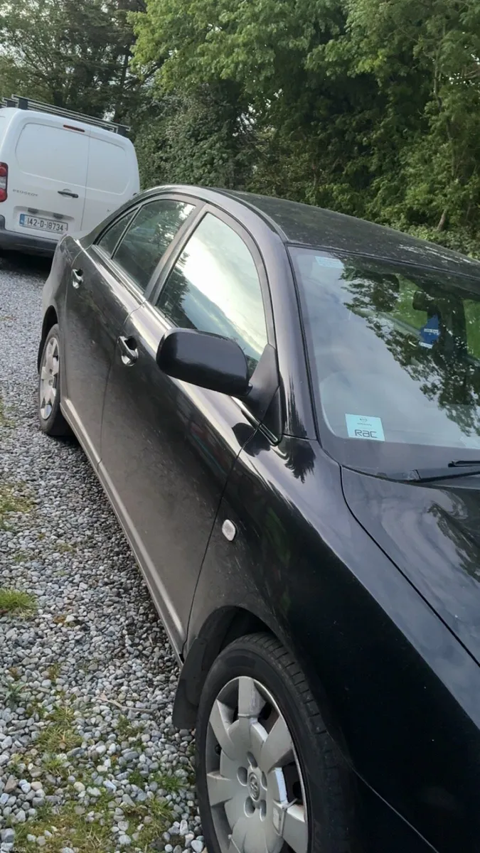 Toyota Avensis 1.6 - Image 3