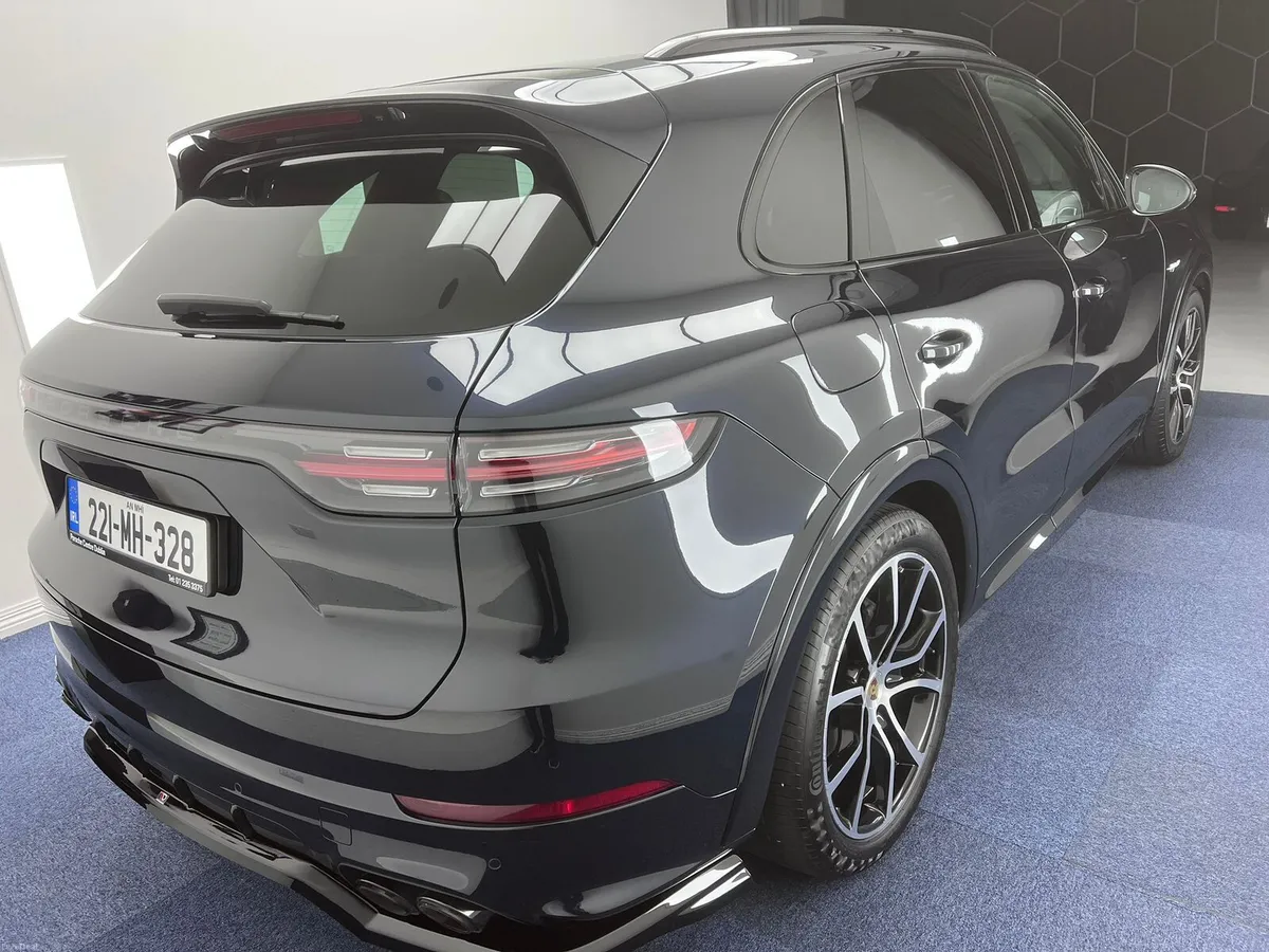 2022 Porshe cayenne 3.0 petrol hybrid 460bhp - Image 4